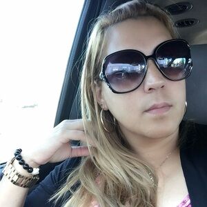 Meet your Posher, Anisley